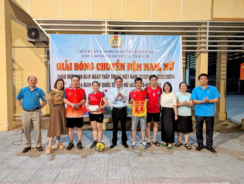 CĐCS Trung tâm Y tế huyện Thạch Hà sôi nổi các hoạt động chào mừng kỷ niệm các ngày lễ lớn
